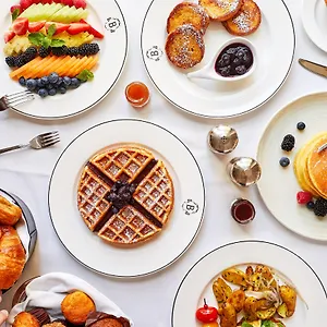 5* ホテル インターコンチネンタル バークレー