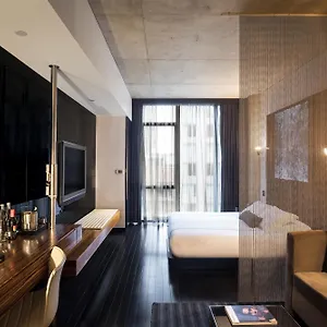 Sixty Les Hotell