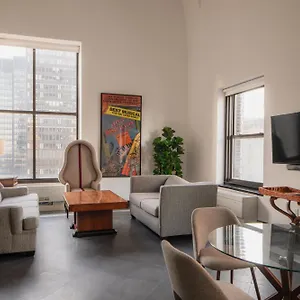 The Manhattan Club **** New York